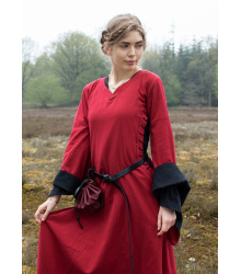 Mittelalterkleid mit Höllenfenstern, Bliaut Amal, rot/schwarz