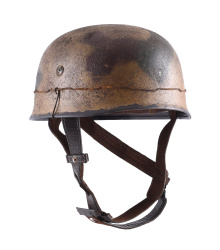 Deutscher Fallschirmjäger-Helm M38 mit Camo-Finish