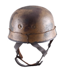 Deutscher Fallschirmjäger-Helm M38 mit Camo-Finish