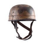 Deutscher Fallschirmjäger-Helm M38 mit Camo-Finish