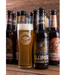 Wacken Brauerei - Bierglas - A Pantheon of Taste - 300 ml mit Eichstrich