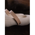 Holzschuhe mit Lederriemen