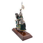Miniatur Ritter auf Pferd, Drachenhelm, grün, Marto
