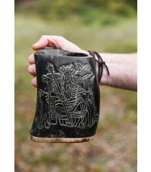 Hornbecher, Bierkrug mit Holzboden und Odin-Motiv