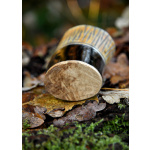 Kleiner Hornbecher mit Holzboden und Carving