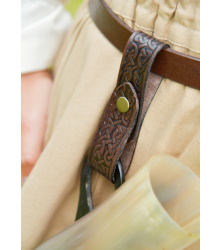 Becherhalter aus Leder mit Prägung, braun