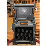 Dosenbutler, Bierkühlbox mit 12 Dosen Bier - Wacken Brauerei