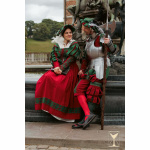 Kampfrau Kleid Weiß/Rot Wollmischgewebe Landsknecht Stil LARP Mittelalter Yoremade 3XL-4XL