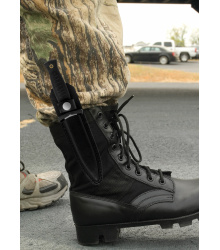 Combat Commander Stiefelmesser, verschiedene Modelle