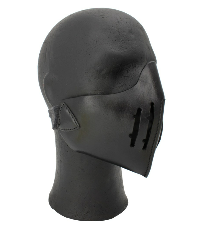 Mempo, Halbmaske aus Leder