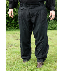 Faltenhose mit geknöpftem Bund, schwarz